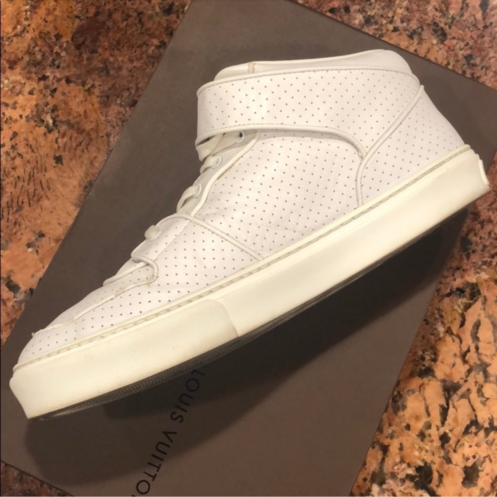 COPY - COPY - Louis Vuitton shoe - Picture 2 of 7